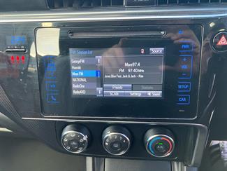 2015 Toyota Corolla - Thumbnail