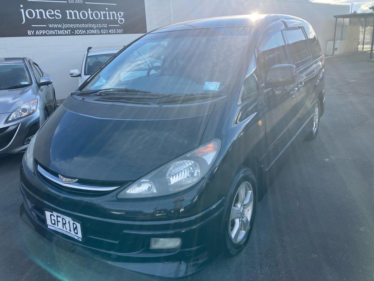 2000 Toyota Estima