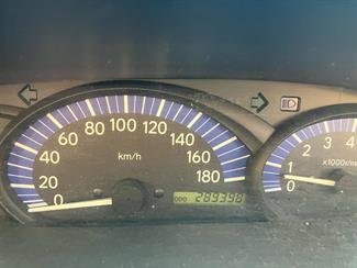 2000 Toyota Estima - Thumbnail