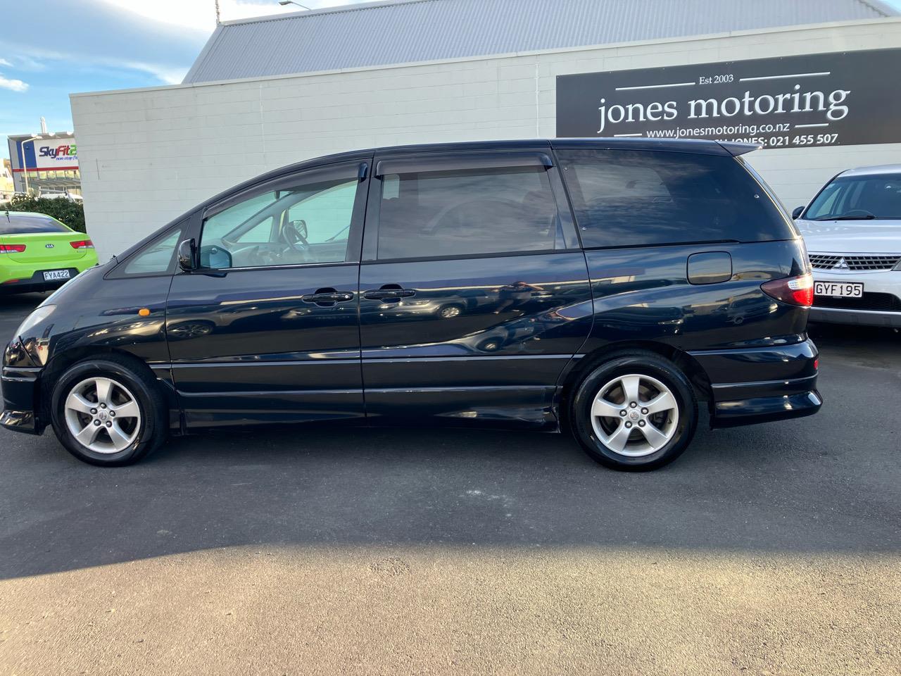 2000 Toyota Estima