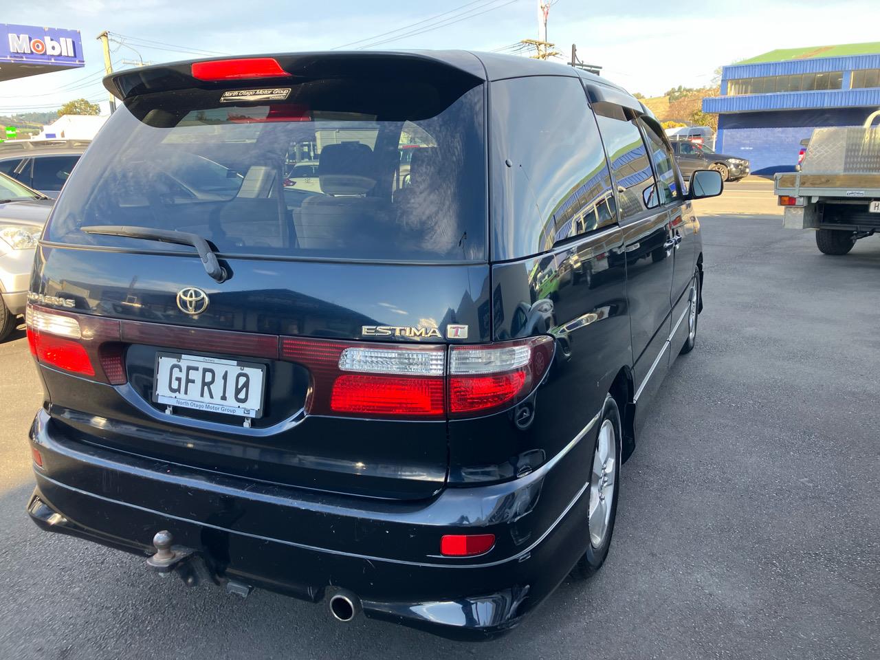 2000 Toyota Estima