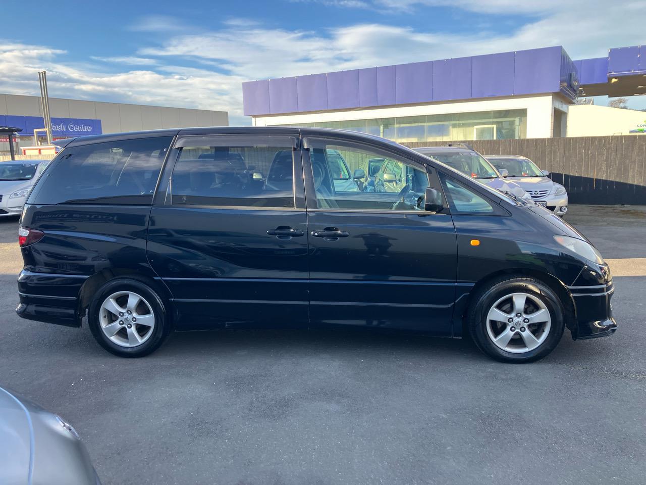 2000 Toyota Estima
