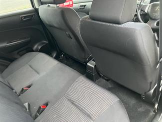 2011 Suzuki Swift - Thumbnail