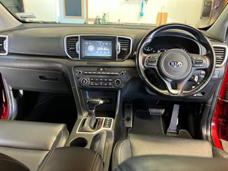 2016 Kia Sportage - Thumbnail