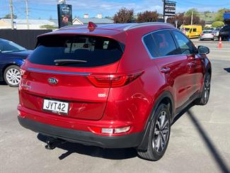 2016 Kia Sportage - Thumbnail