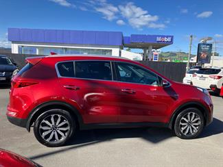 2016 Kia Sportage - Thumbnail
