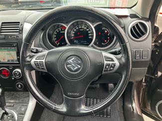 2014 Suzuki Grand Vitara - Thumbnail