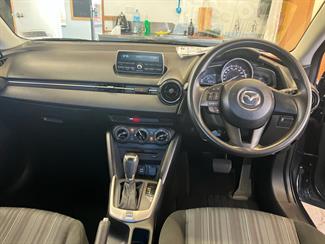 2015 Mazda 2 - Thumbnail