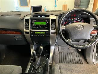2005 Toyota Landcruiser Prado - Thumbnail