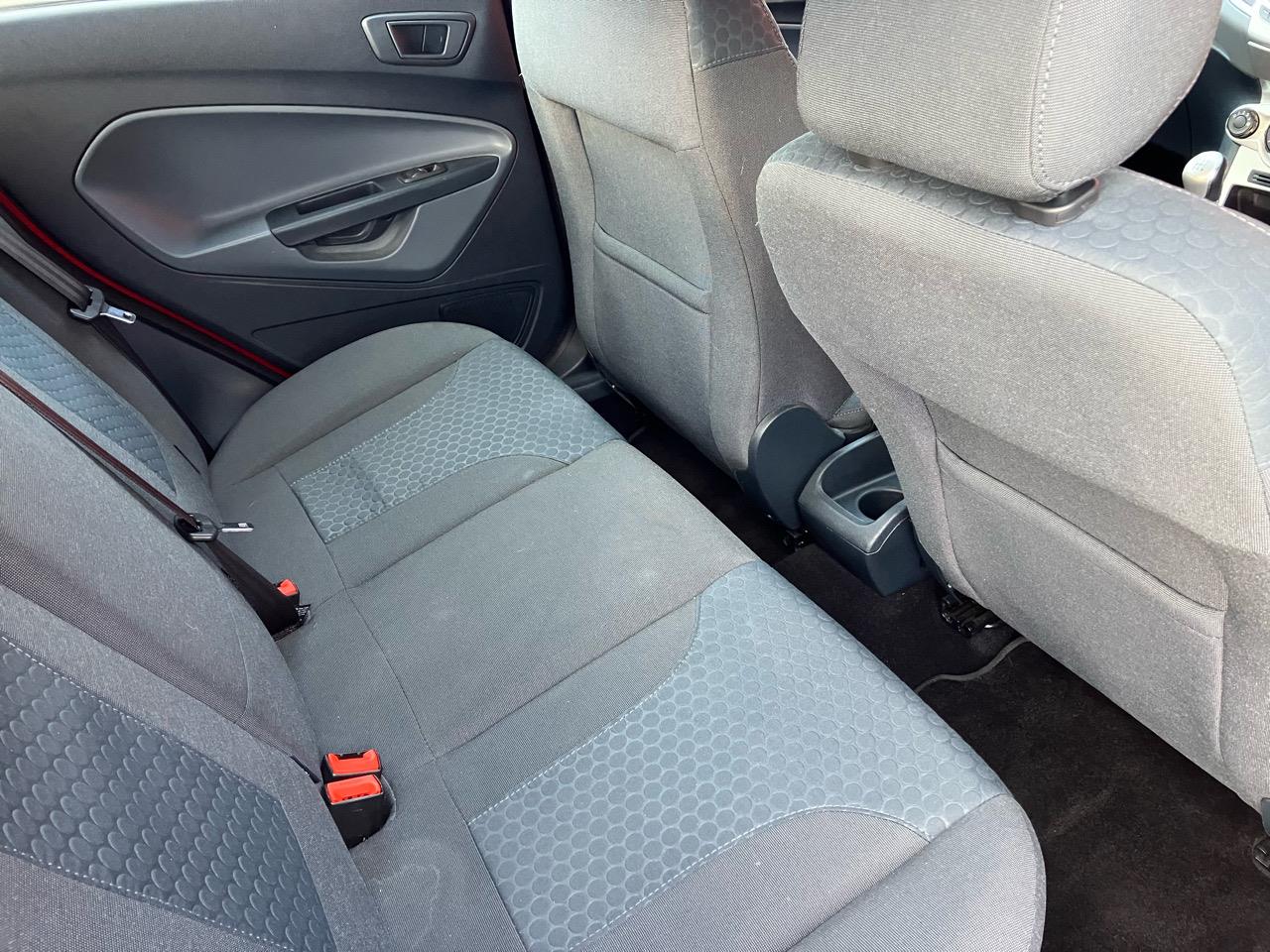 2011 Ford Fiesta