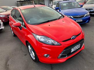 2011 Ford Fiesta - Thumbnail
