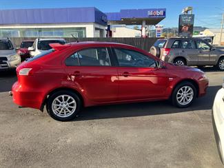 2009 Mitsubishi Lancer - Thumbnail