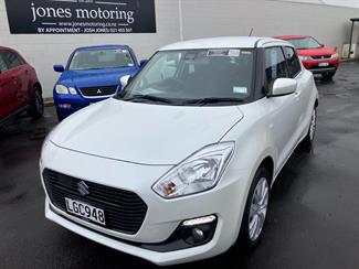 2018 Suzuki Swift - Thumbnail