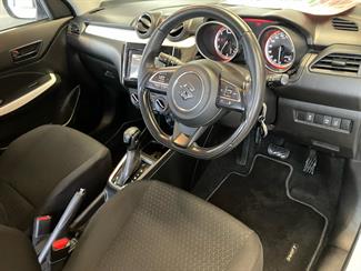 2018 Suzuki Swift - Thumbnail