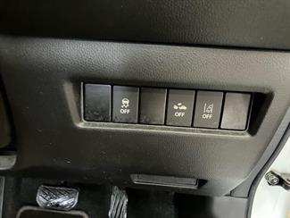 2018 Suzuki Swift - Thumbnail