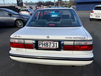 1990 Toyota Corolla GL - Thumbnail