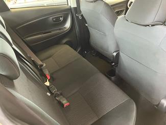 2015 Toyota Yaris - Thumbnail