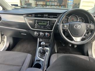 2014 Toyota Corolla - Thumbnail