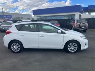 2014 Toyota Corolla - Thumbnail