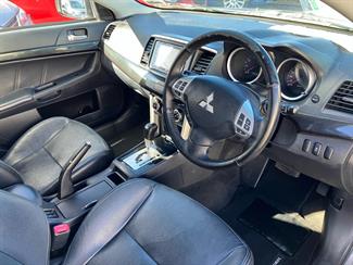 2018 Mitsubishi Lancer - Thumbnail