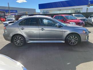 2018 Mitsubishi Lancer - Thumbnail