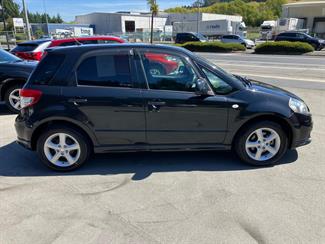2009 Suzuki Sx4 - Thumbnail