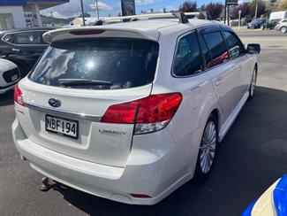 2011 Subaru Legacy - Thumbnail