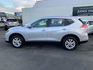 2015 Nissan X Trail - Thumbnail