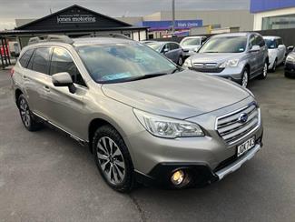2016 Subaru Outback - Thumbnail