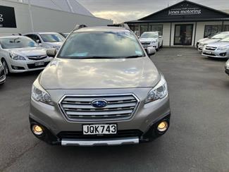 2016 Subaru Outback - Thumbnail