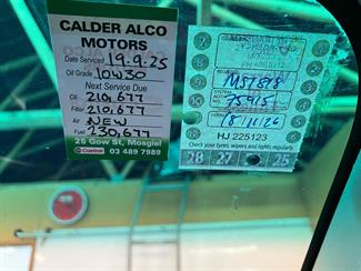 2010 Mitsubishi Challenger - Thumbnail