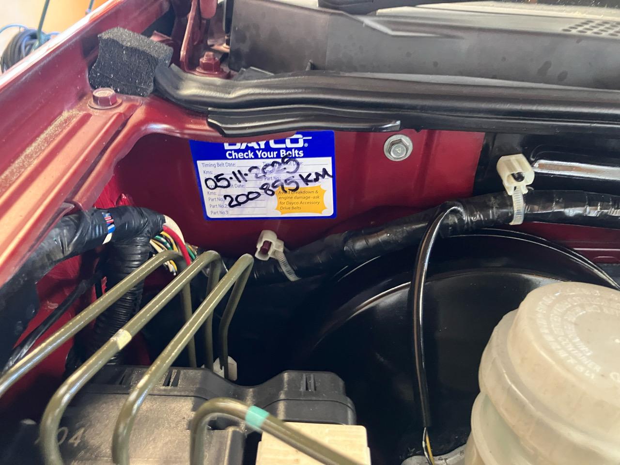 2010 Mitsubishi Challenger