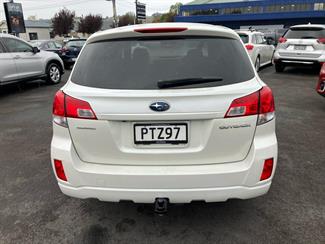 2013 Subaru Outback - Thumbnail