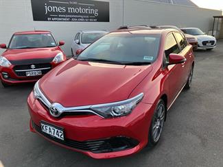2016 Toyota Corolla - Thumbnail