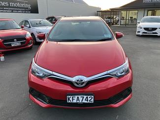 2016 Toyota Corolla - Thumbnail