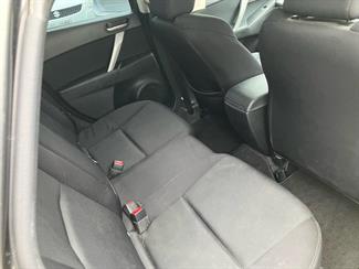 2011 Mazda Axela - Thumbnail