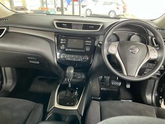 2017 Nissan X Trail - Thumbnail