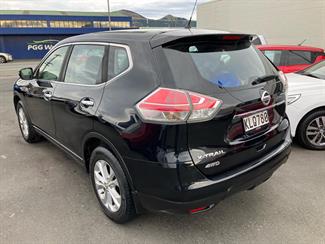 2017 Nissan X Trail - Thumbnail
