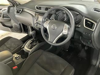 2017 Nissan X Trail - Thumbnail