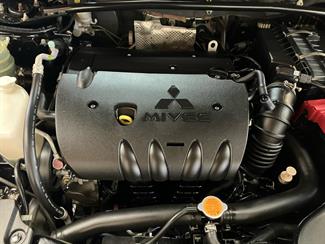 2008 Mitsubishi Galant - Thumbnail
