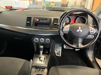 2008 Mitsubishi Galant - Thumbnail