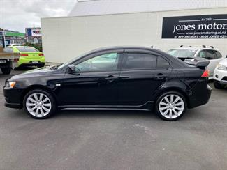 2008 Mitsubishi Galant - Thumbnail