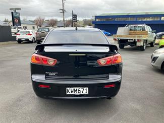 2008 Mitsubishi Galant - Thumbnail