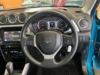 2016 Suzuki Vitara - Thumbnail