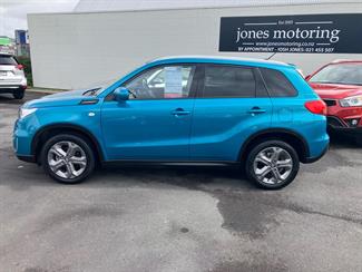 2016 Suzuki Vitara - Thumbnail