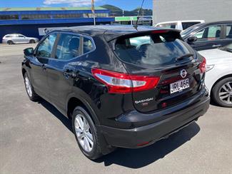 2016 Nissan Qashqai - Thumbnail