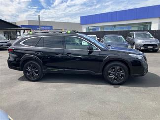 2021 Subaru Outback - Thumbnail