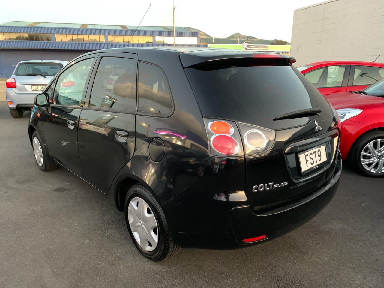 2011 Mitsubishi Colt