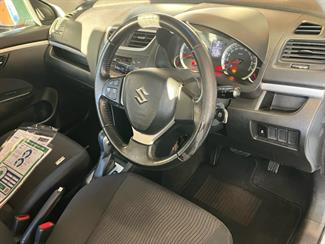 2013 Suzuki Swift - Thumbnail