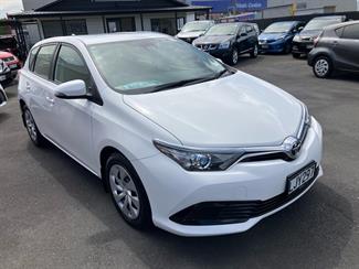 2018 Toyota Corolla - Thumbnail